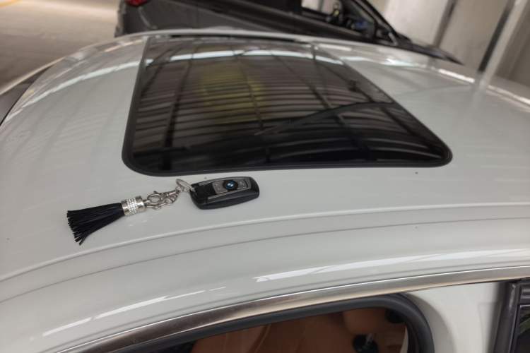 Used BMW 3 Series 2013 320Li Luxury Design Package