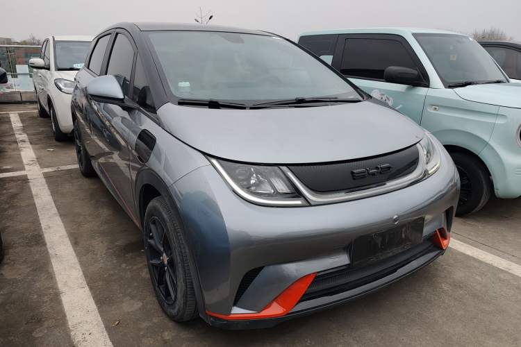 Used BYD Dolphin 2021 405 km Fashion Edition
