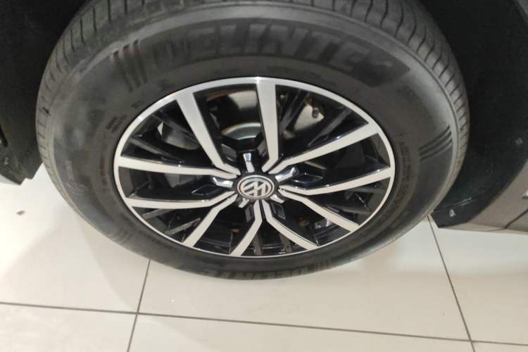 Used Volkswagen Tiguan L 2017 330TSI Automatic Two-Wheel Drive Luxury Edition
