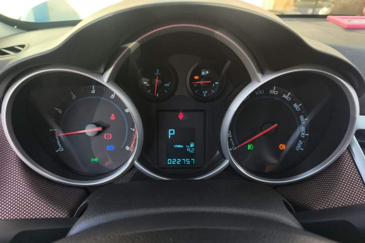 Used Chevrolet Cruze 2013 Hatchback 1.6L Automatic Luxury Model
