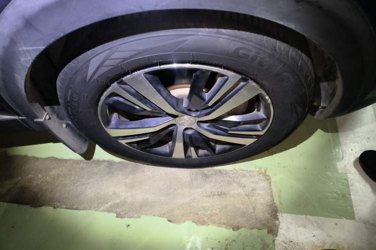 Used Peugeot 5008 2017 350THP 7-Seater Elite Edition
