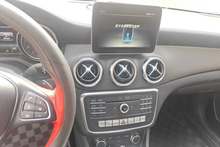 Used Mercedes-Benz GLA 2017 GLA 200 Fashion Model Audio And AC Panel