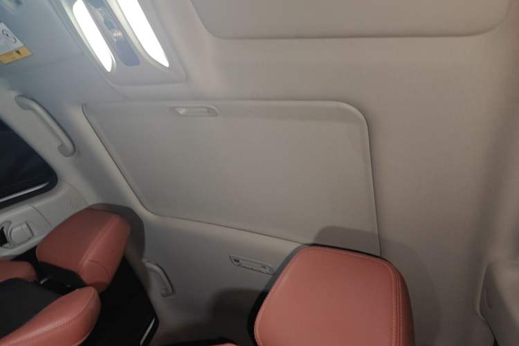 Used CHANGAN Eado 2023 Changan Edition PLUS Blue Whale NE 1.4T GDI DCT Prestige Version