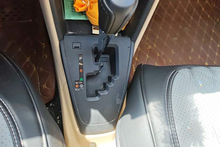 Used Toyota Vios 2017 1.5L CVT Innovation Edition Gear Lever