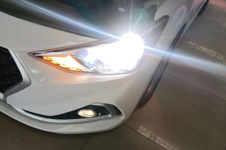 Used Hyundai Celesta 2017 1.6L Automatic Enjoyment Version GLS