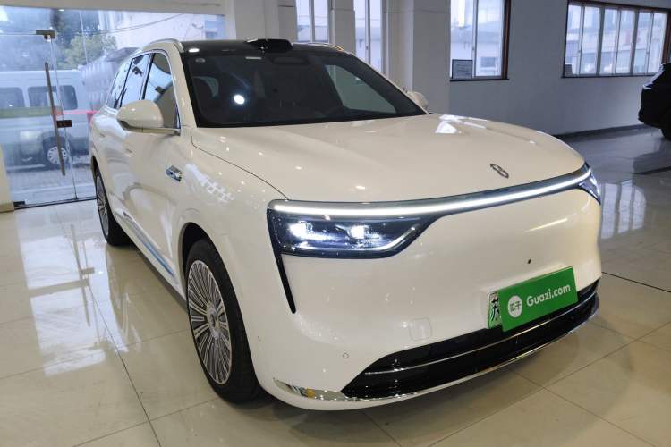 Used Hima AITO M8 2025 Extended-Range Ultra Version 53.4 kWh 5-Seater Edition
