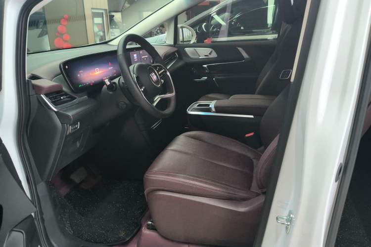 Used Buick Century 2025 2.0T Seven-Seater Yinshi Edition