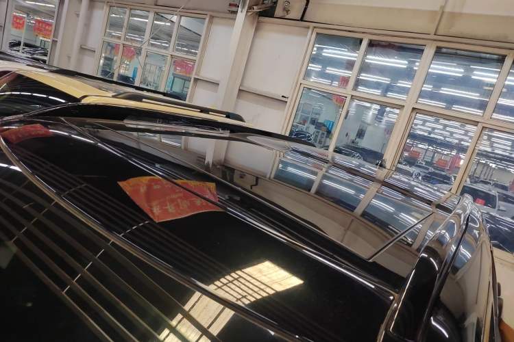 Used Land Rover Discovery 2023 Revised Version 360 PS R-Dynamic S