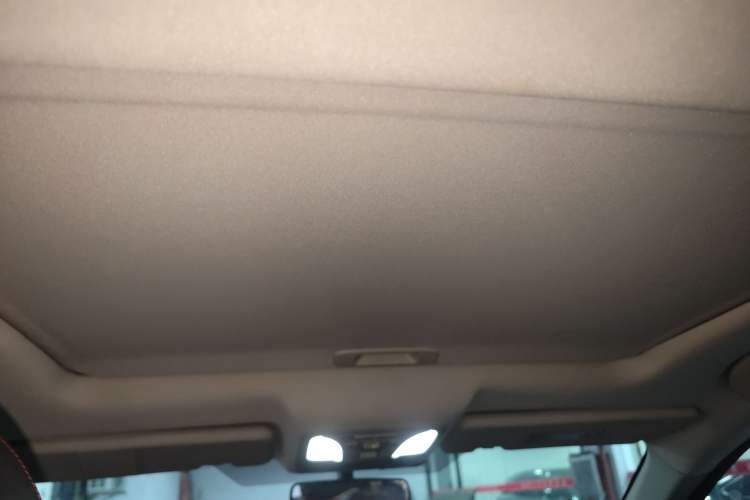 Used Dongfeng Aeolus AX7 2016 2.0L Manual Zhiyi Trim Headliner