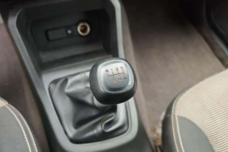 Used Wuling Hongguang 2021 1.5L S Base Version LAR