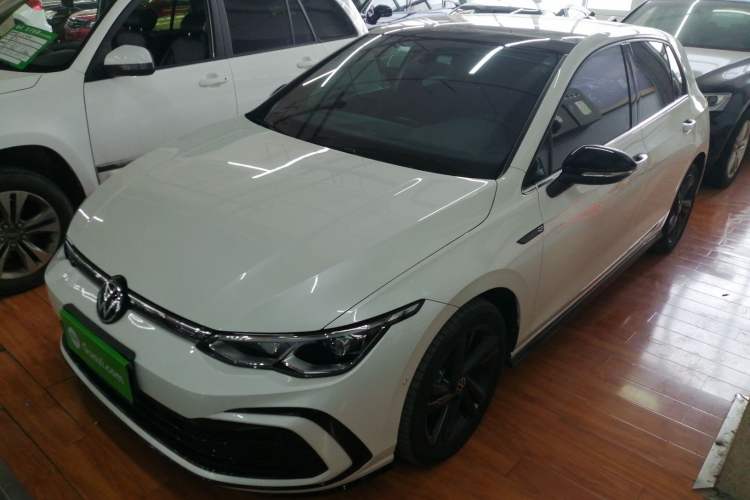 Used Volkswagen Golf 2023 Facelift 280TSI DSG R-Line Lite
