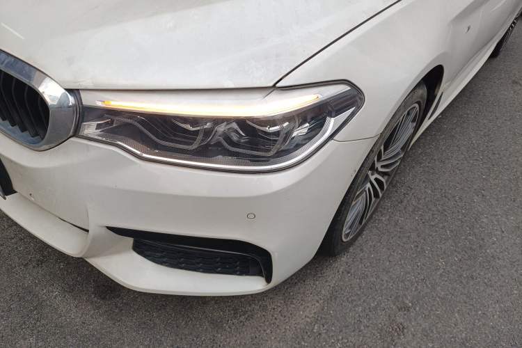 Used BMW 5 Series 2018 Restyled 530Li Luxury Edition M Sport Package
