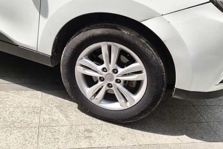 Used Hyundai ix35 2010 2.0L Automatic Two-Wheel Drive Elite Edition GLS
