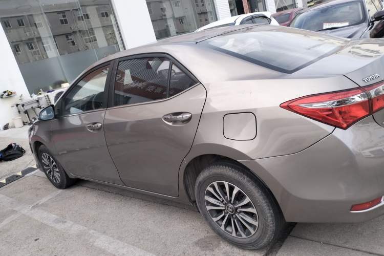 Used Toyota Corolla 2017 Revised Version 1.2T S-CVT GL