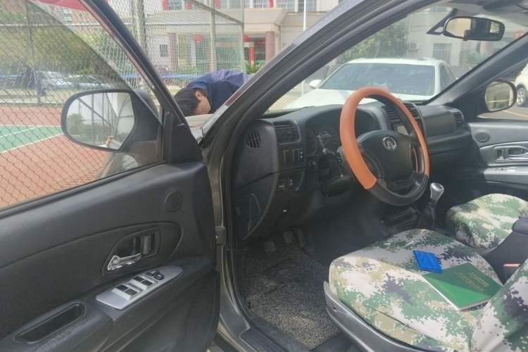 Used Haval H3 2010 Ruiyi Edition 2.0L Luxury Model Driver Seat