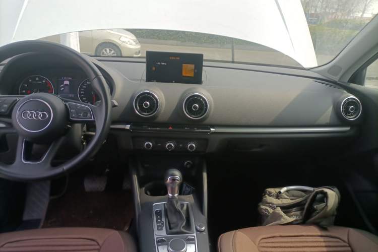 Used Audi A3 2018 30th Anniversary Edition Sportback 35 TFSI Ambition Model
