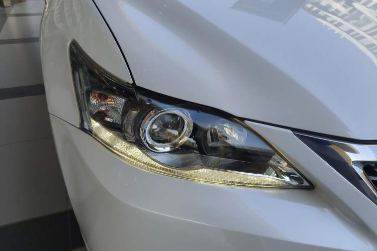 Used Lexus CT 2017 CT200h Comfort Edition Monochrome China V Standard Right Front Headlight