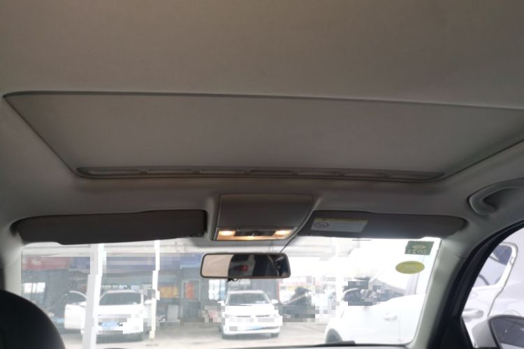 Used Volkswagen Gran Lavida 2017 1.6L Automatic Comfort Edition
