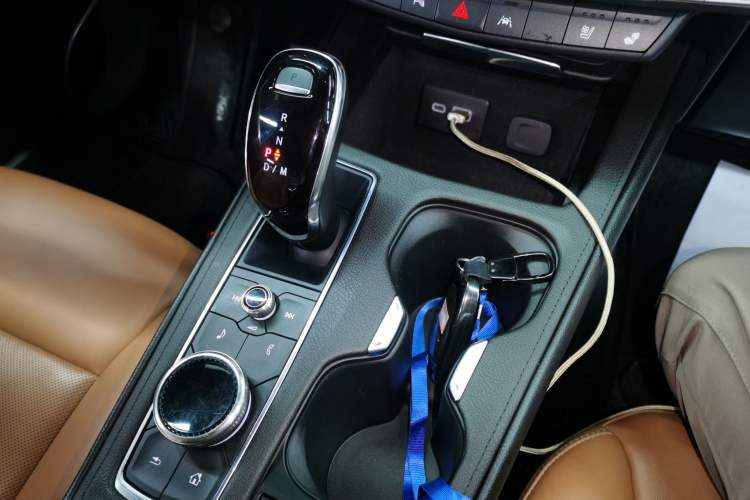 Used Cadillac XT4 2022 28T Two-Wheel Drive Prestige Version
