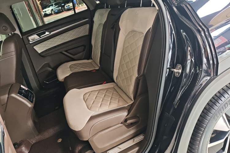 Used Volkswagen Teramont X 2020 380TSI Four-Wheel Drive Prestige Luxury Edition Left Rear Seat