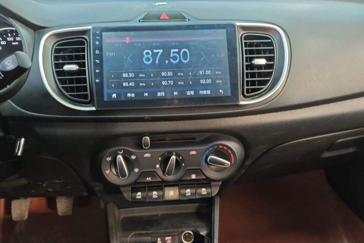 Used Kia Pegas 2017 1.4L Manual Fashion Edition Smart Audio And AC Panel