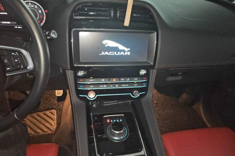 Used Jaguar F-PACE 2020 2.0T Rally Edition
