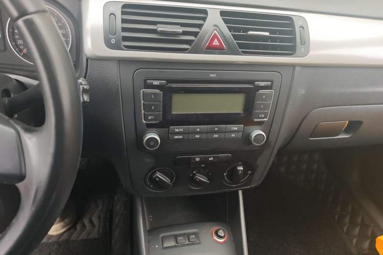 Used Volkswagen Bora 2012 1.4T Manual Comfort Version