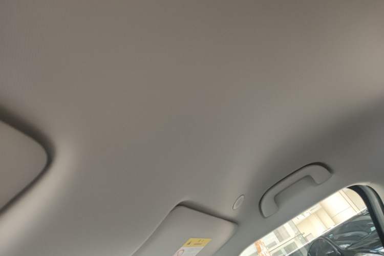 Used BYD Yuan UP 2025 Intelligent Driving Version 401 KM Dynamic Edition
