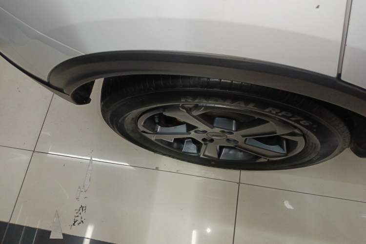 Used Geometry E Firefly 2023 320KM Cute & Handsome Tiger 5 Seats