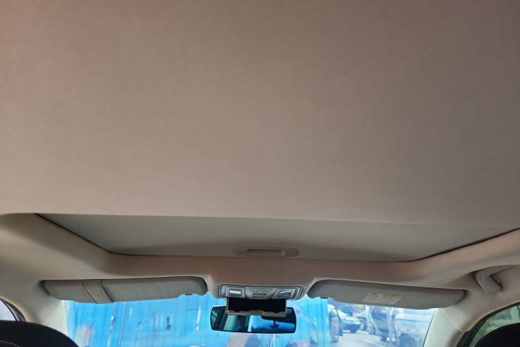 Used Geely Auto Vision X6 2016 1.8L Manual Luxury Model Headliner