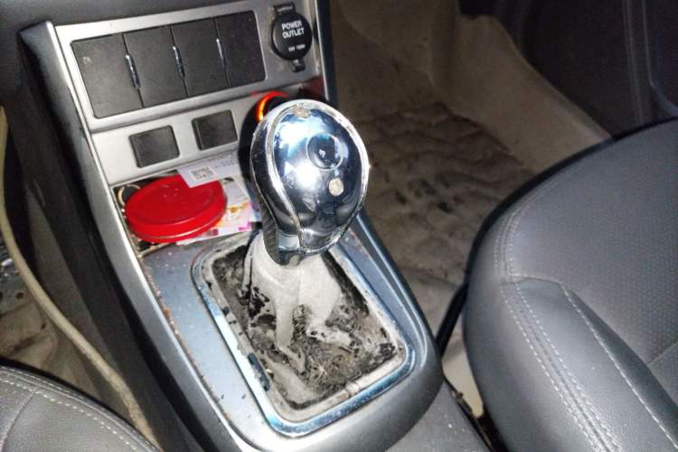 Used Geely Auto Classic Emgrand 2013 Sedan 1.5L Manual Entry-Level Model
