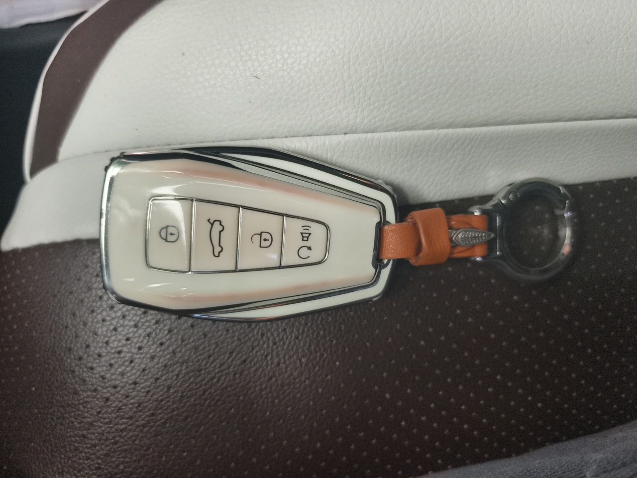 Geely Auto Monjaro L 2024 2.0TD High-Power Automatic Two-Wheel Drive Yunqi Version — снимка 20