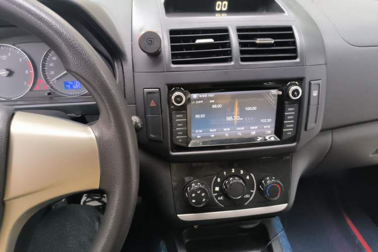 Used HYOSOW H2 2016 H2E 1.5L Elite Model BJ415B
