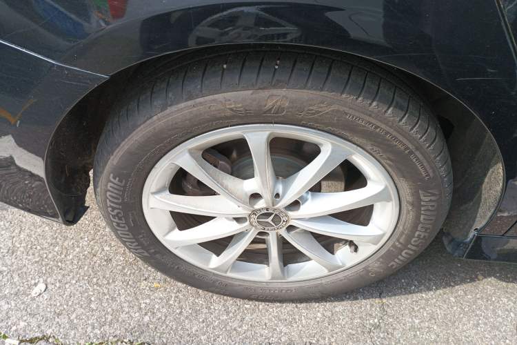 Used Mercedes-Benz A-Class 2019 Restyled A 200 L Sport Sedan Right Rear Wheel Hub