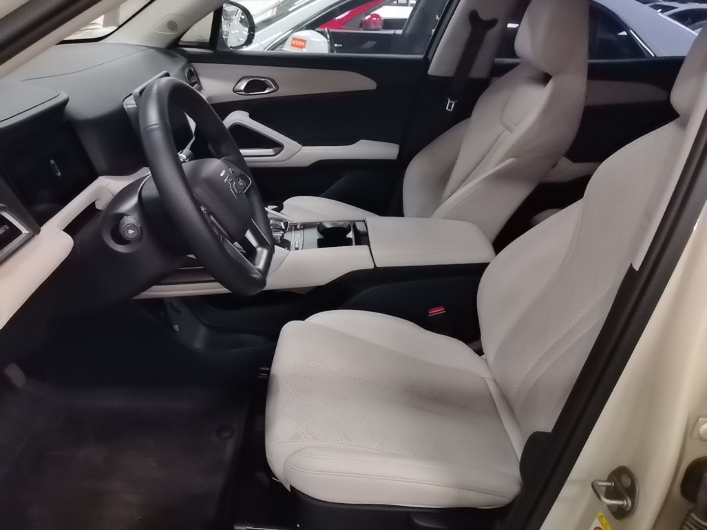 BYD Yuan UP 2024 401 km Active Version — снимка 17