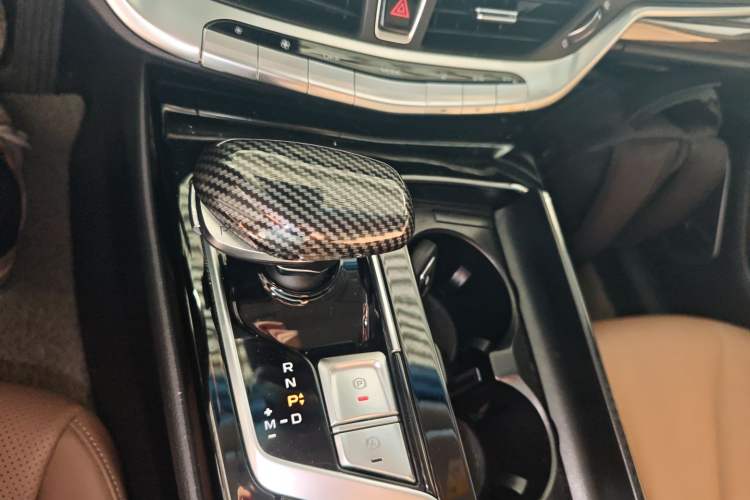 Used Geely Auto Emgrand GT 2018 1.5T MHEV Yaozun Edition Gear Lever