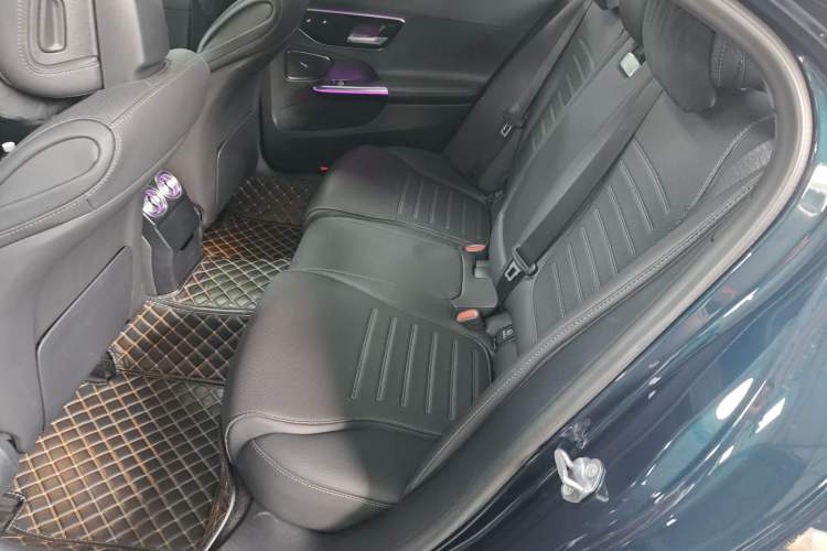 Used Mercedes-Benz C-Class 2023 Restyled C 260 L Sport Edition
