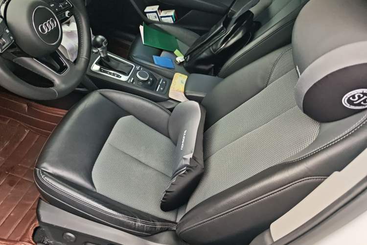 Used Audi Q2L 2020 35 TFSI Fashionable and Elegant Model Left Front Seat