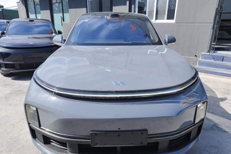 Used Li Auto L8 2025 Ultra Smart Refreshed Edition
