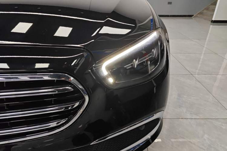 Used Mercedes-Benz E-Class 2023 Updated E 300 L Luxury Edition Left Front Headlight