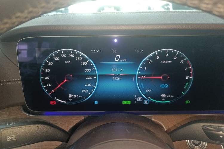 Used Mercedes-Benz E-Class New Energy 2022 Facelift E 350 e L Plug-in Hybrid Sedan Instrument Cluster