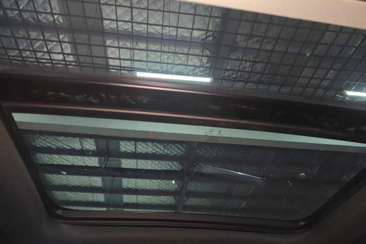 Used Volvo S60 2025 B4 Zhiyi Luxury Edition Headliner