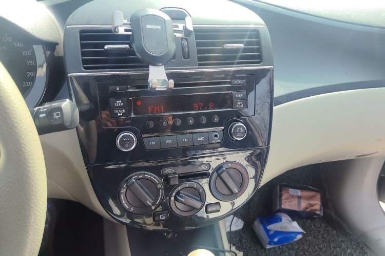 Used Nissan Tiida 2014 1.6L CVT Comfort Model
