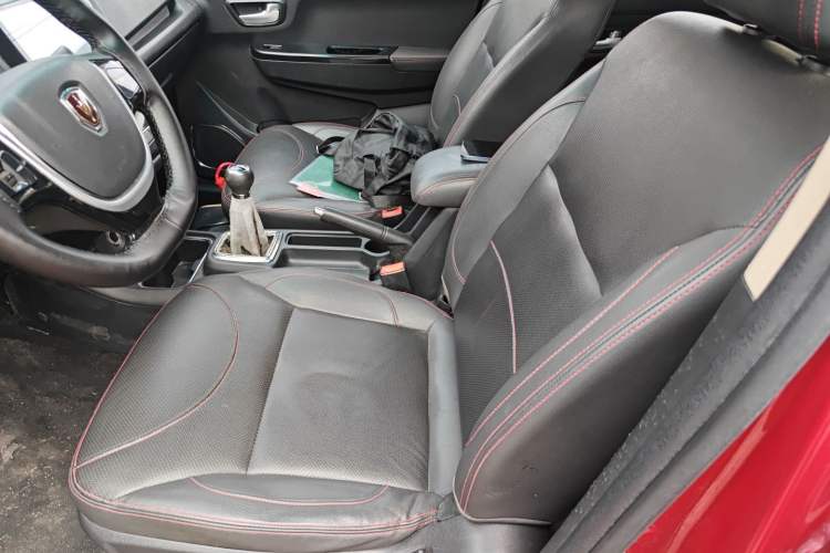 Used Jinbei 750 2016 1.5L Flagship Edition Left Front Seat
