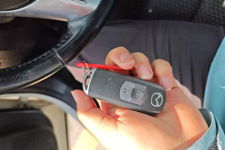 Used Mazda CX-5 2014 2.0L Automatic Two-Wheel Drive Urban Version Vehicle Key