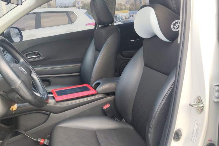 Used Honda Vezel 2020 1.5L CVT Pioneer Edition
