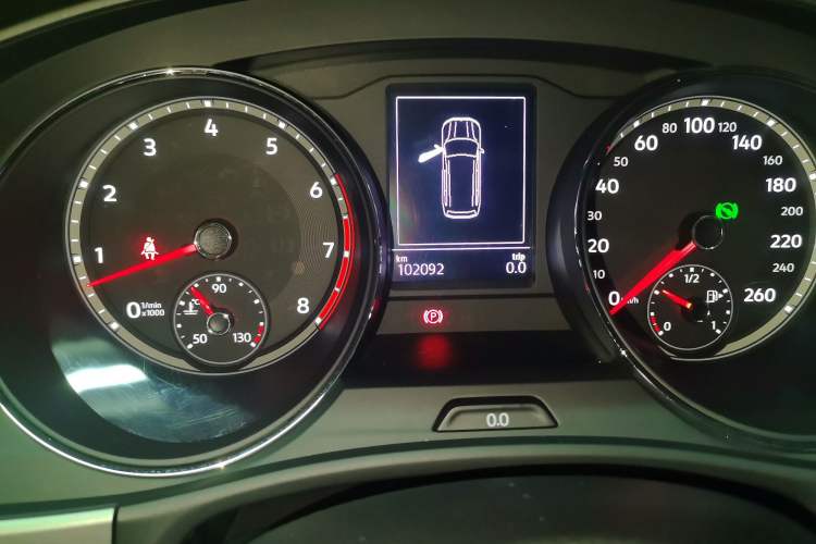 Used Volkswagen Teramont 2017 530 V6 Four-Wheel Drive Luxury Edition Odometer Close Up