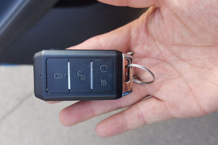 Used BYD e2 2019 Standard Range Model – Smart & Comfortable Version Vehicle Key