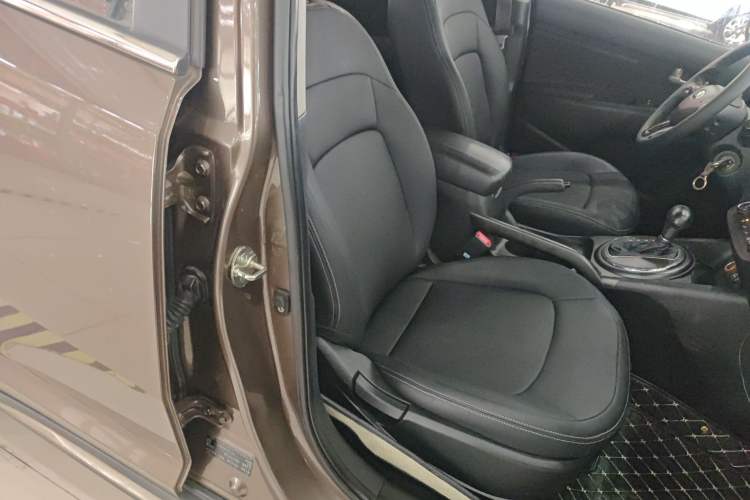 Used Kia Sportage R 2015 2.0L Automatic Two-Wheel Drive GL