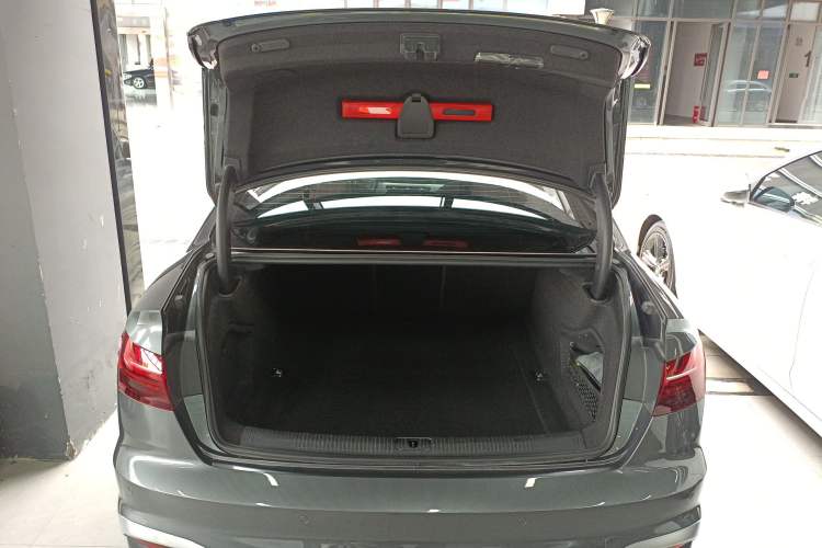 Used Audi A4L 2024 40 TFSI Fashion Dynamic Model Trunk